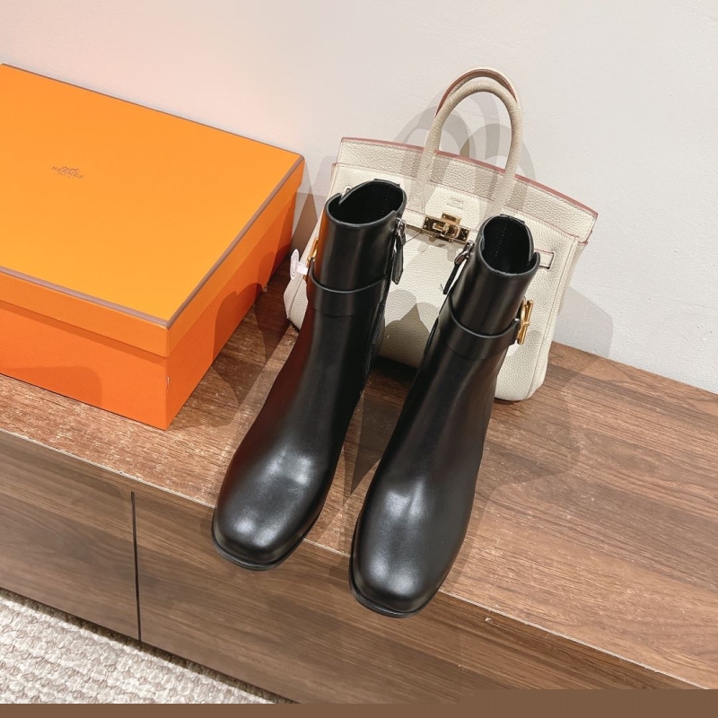 H**mes boots